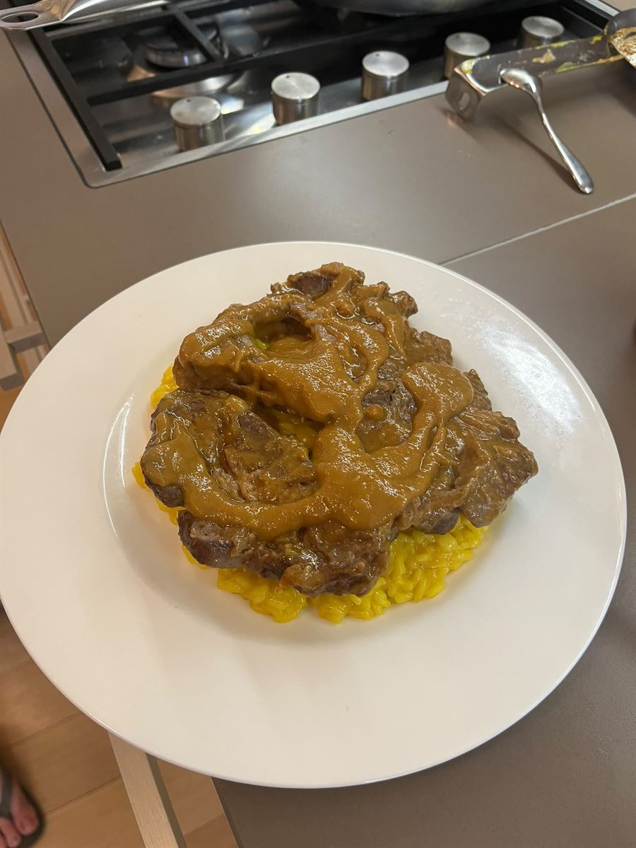 Ossobuco con risotto alla milanese